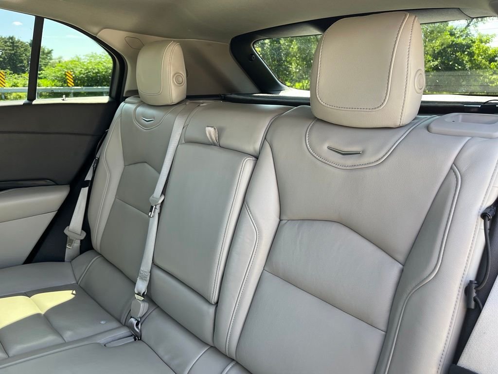 Used 2019 Silver Cadillac Premium Luxury image 22