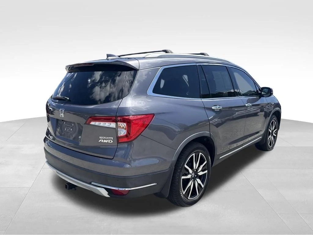 Used 2021 Silver Honda Touring image 5