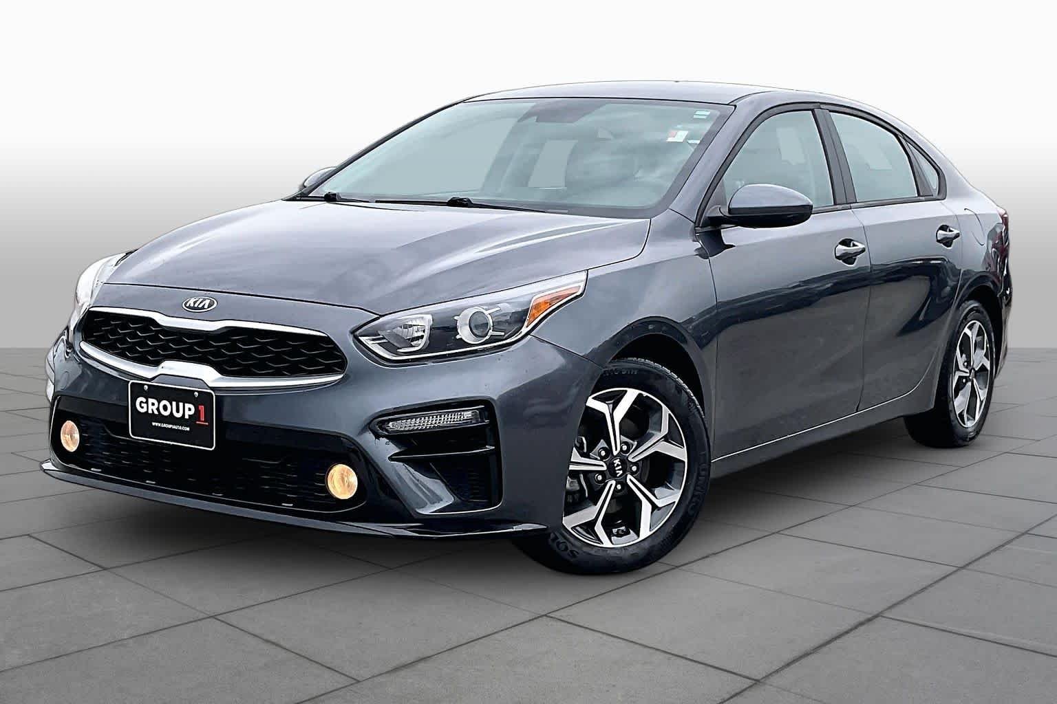 Used 2021 Gray Kia LXS image 3