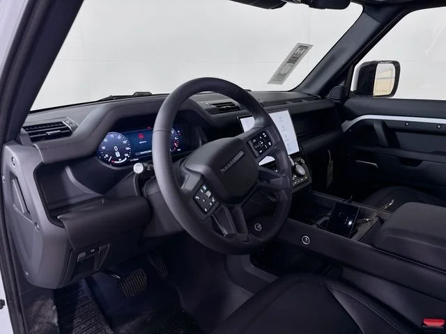 New 2026 Fuji White Land Rover S image 9