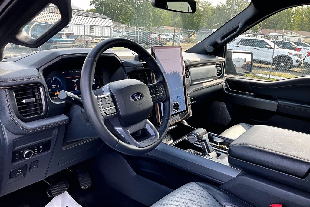 Used 2025 Black Metallic Ford Lariat image 10