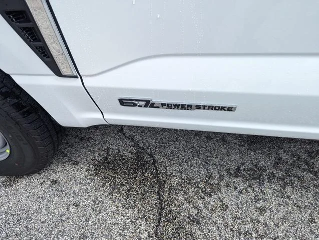 New 2026 Oxford White Ford F-250® XL image 30