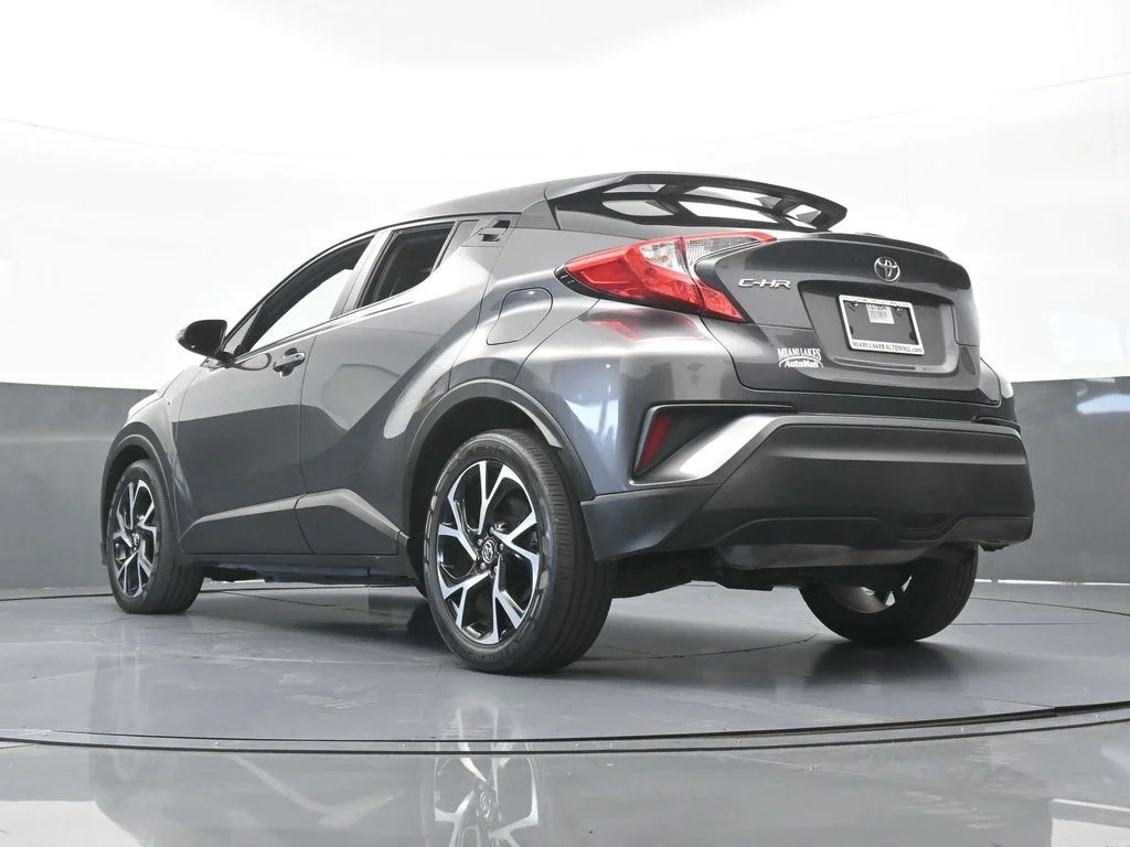Used 2019 Magnetic Gray Metallic Toyota XLE image 49