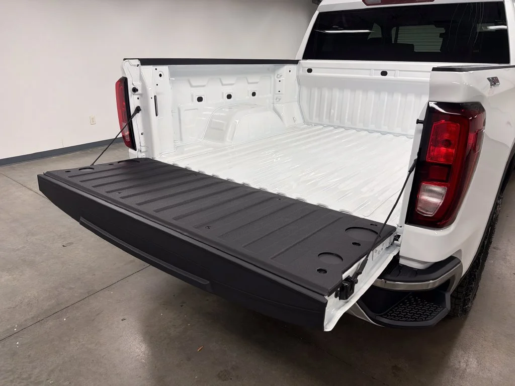 2026 GMC Sierra 1500 Pro - Photo 18