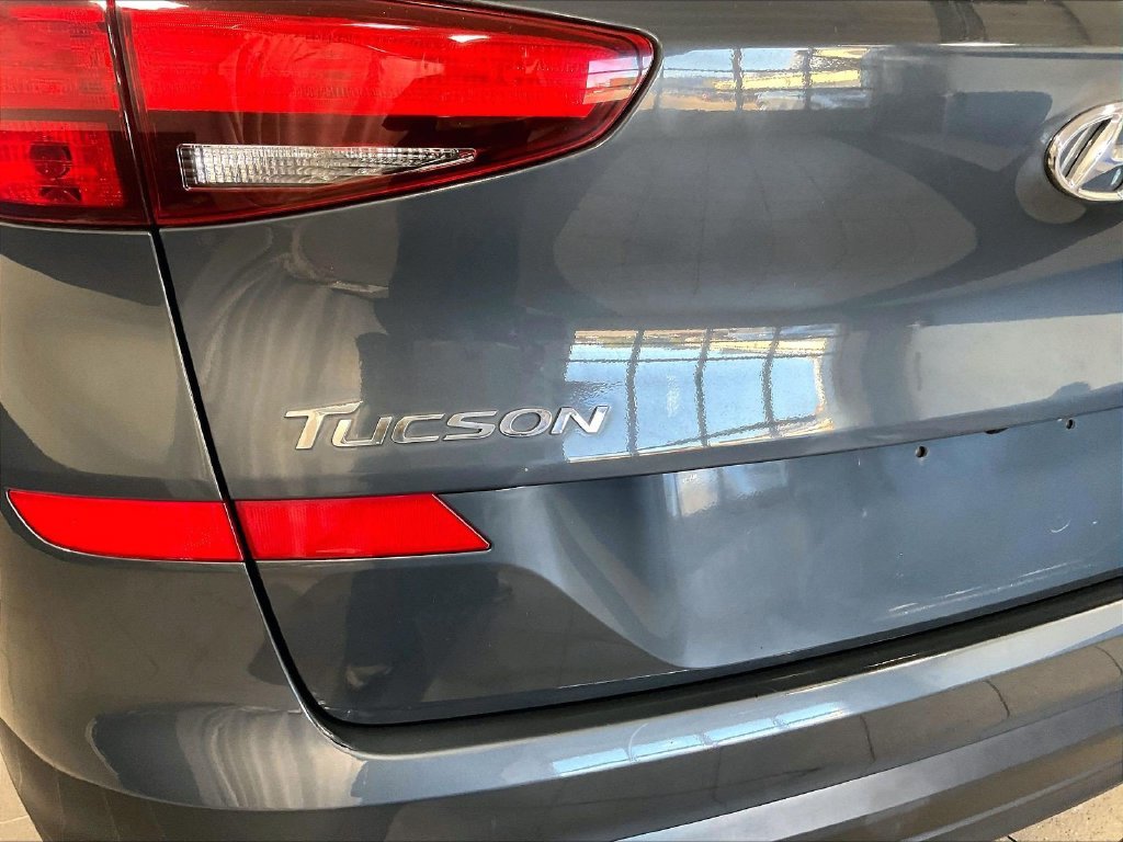 Used 2019 Blue Hyundai SE image 27