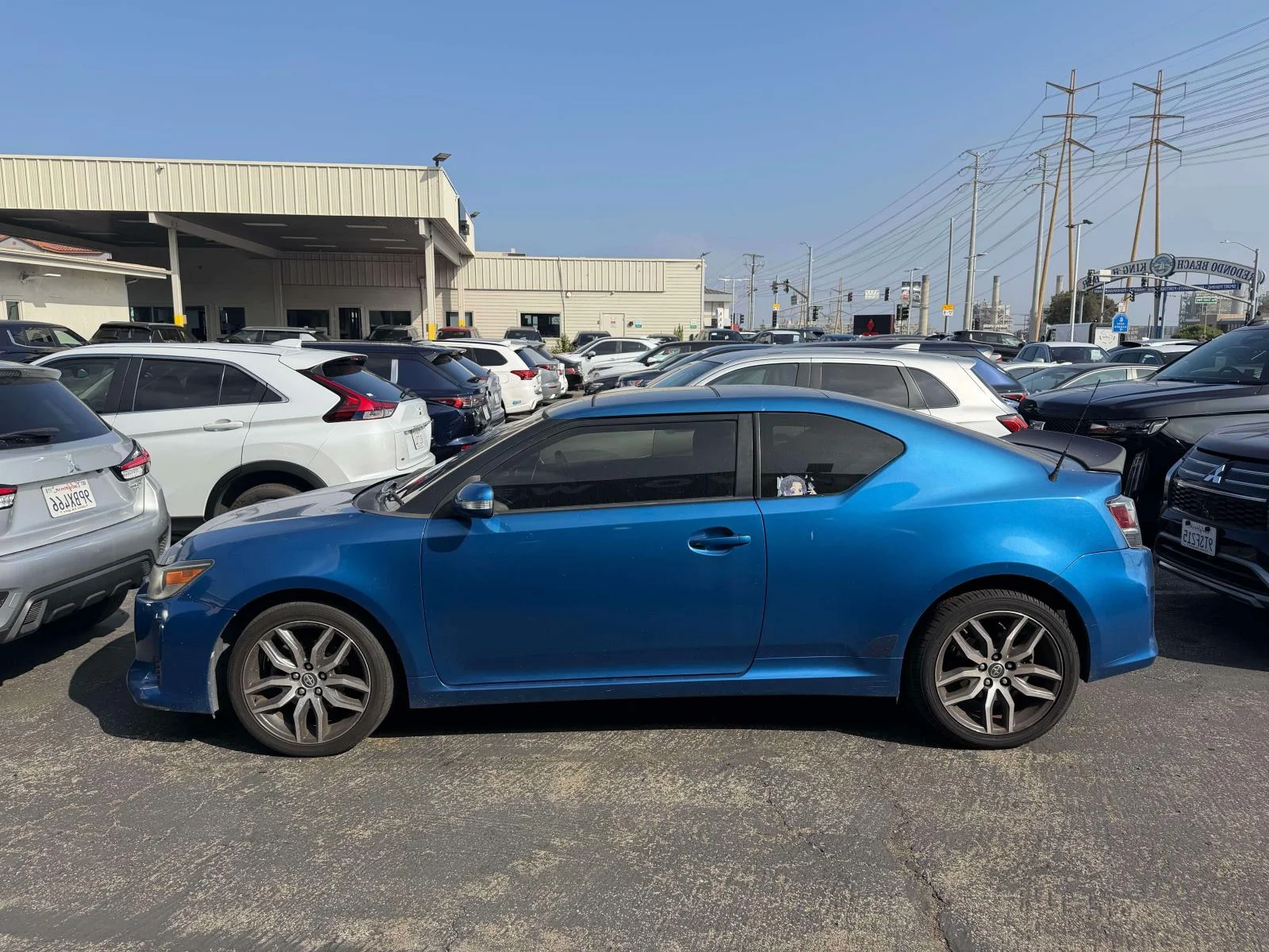Used 2015 Blue Streak Metallic Scion  image 7