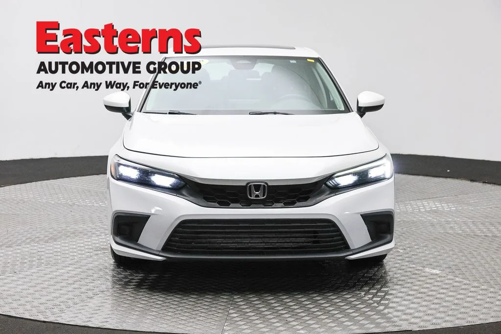 Used 2023 White Honda EX-L image 2