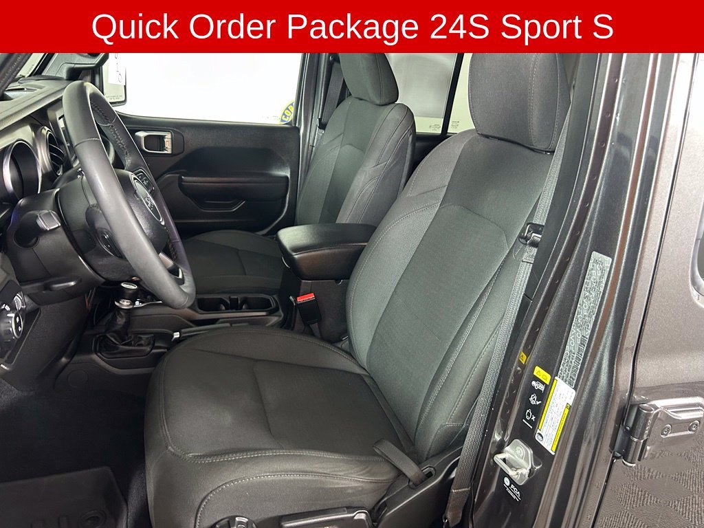 Used 2023 Gray Jeep Sport S image 11