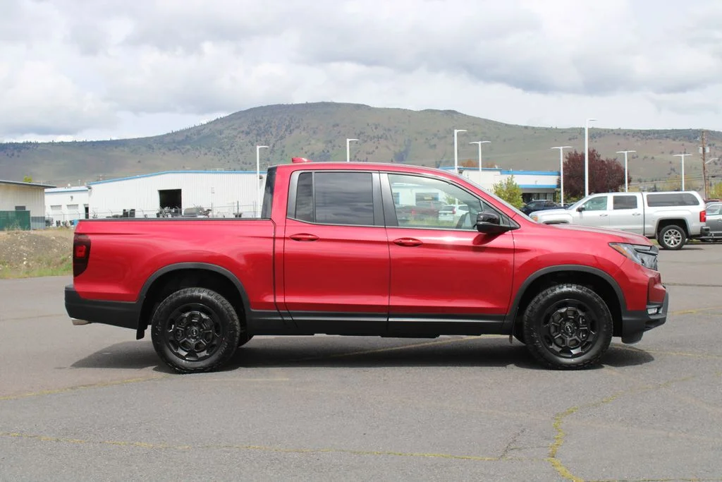 New 2026 Radiant Red Metallic II Honda TrailSport+HPD Wheels image 7
