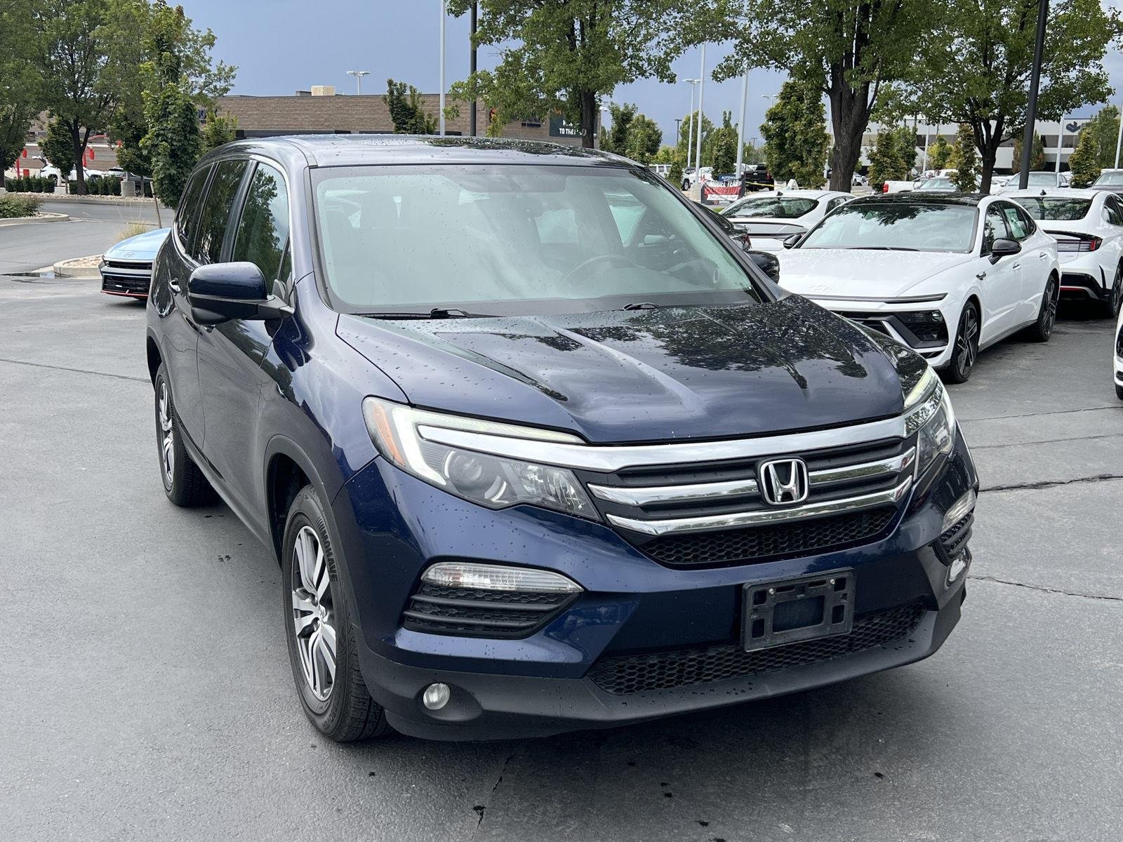 Used 2016 Blue Honda EX-L image 4