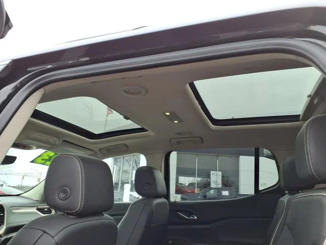 2023 GMC Acadia Denali - Photo 14