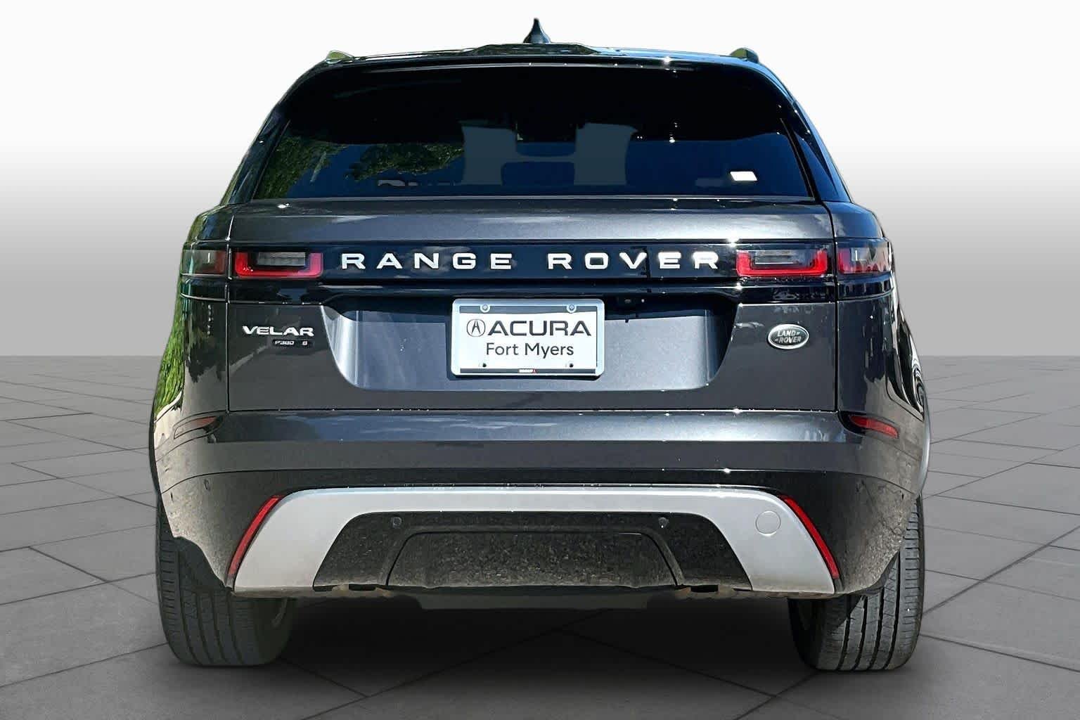 Used 2018 Santorini Black Land Rover S image 5