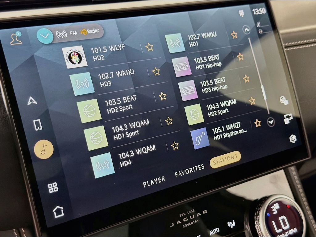 New 2026 Santorini Black Jaguar P250 R-Dynamic S image 15