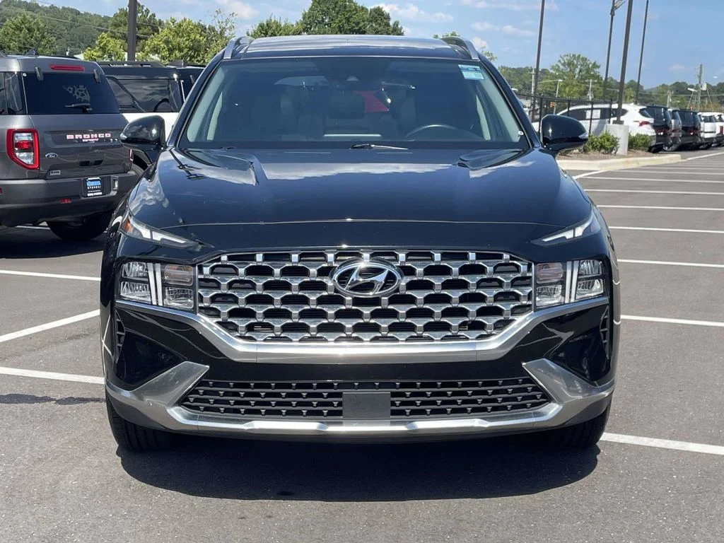 Used 2022 Black Hyundai SEL image 8