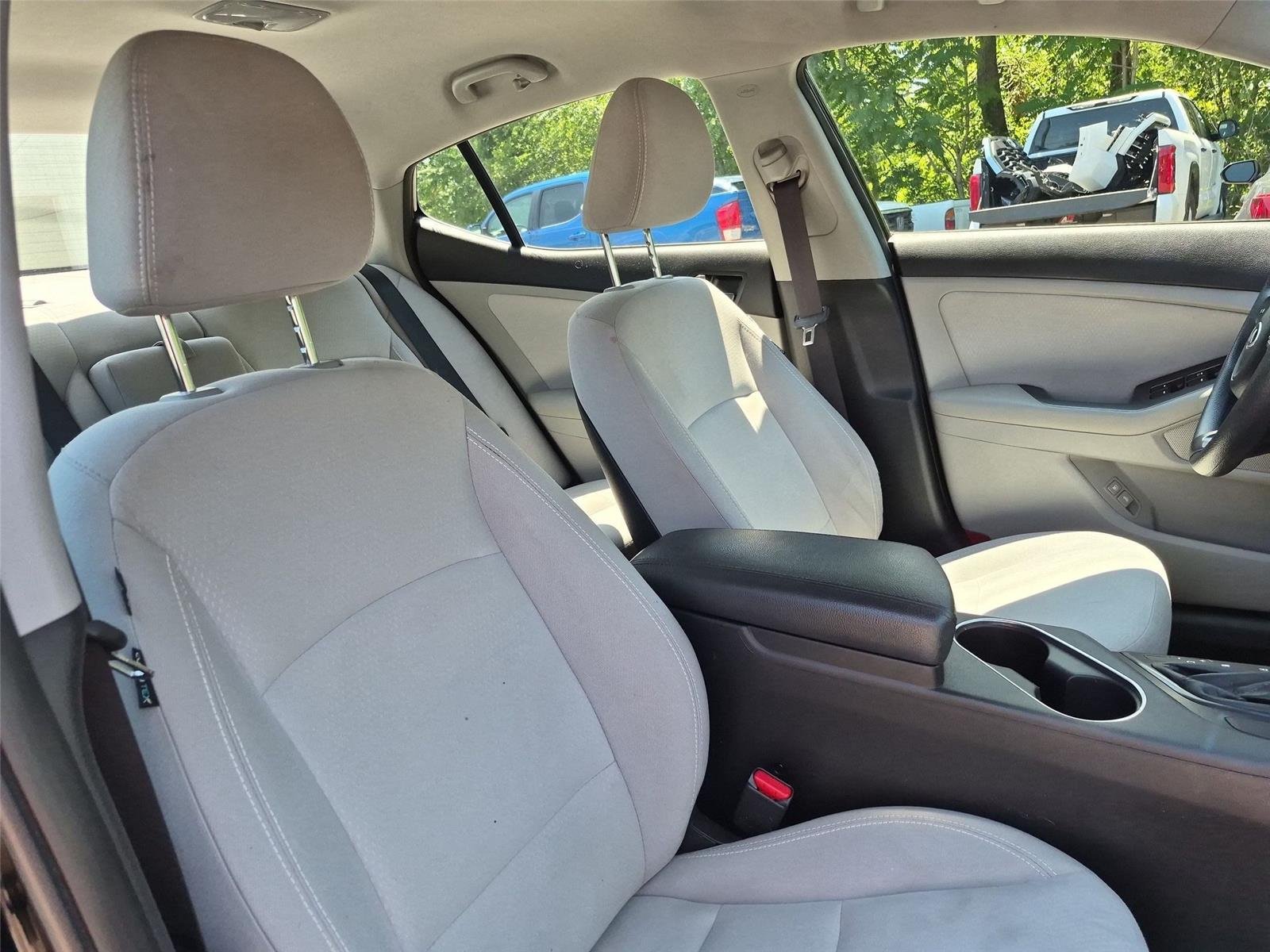Used 2015 Ebony Black Kia LX image 35