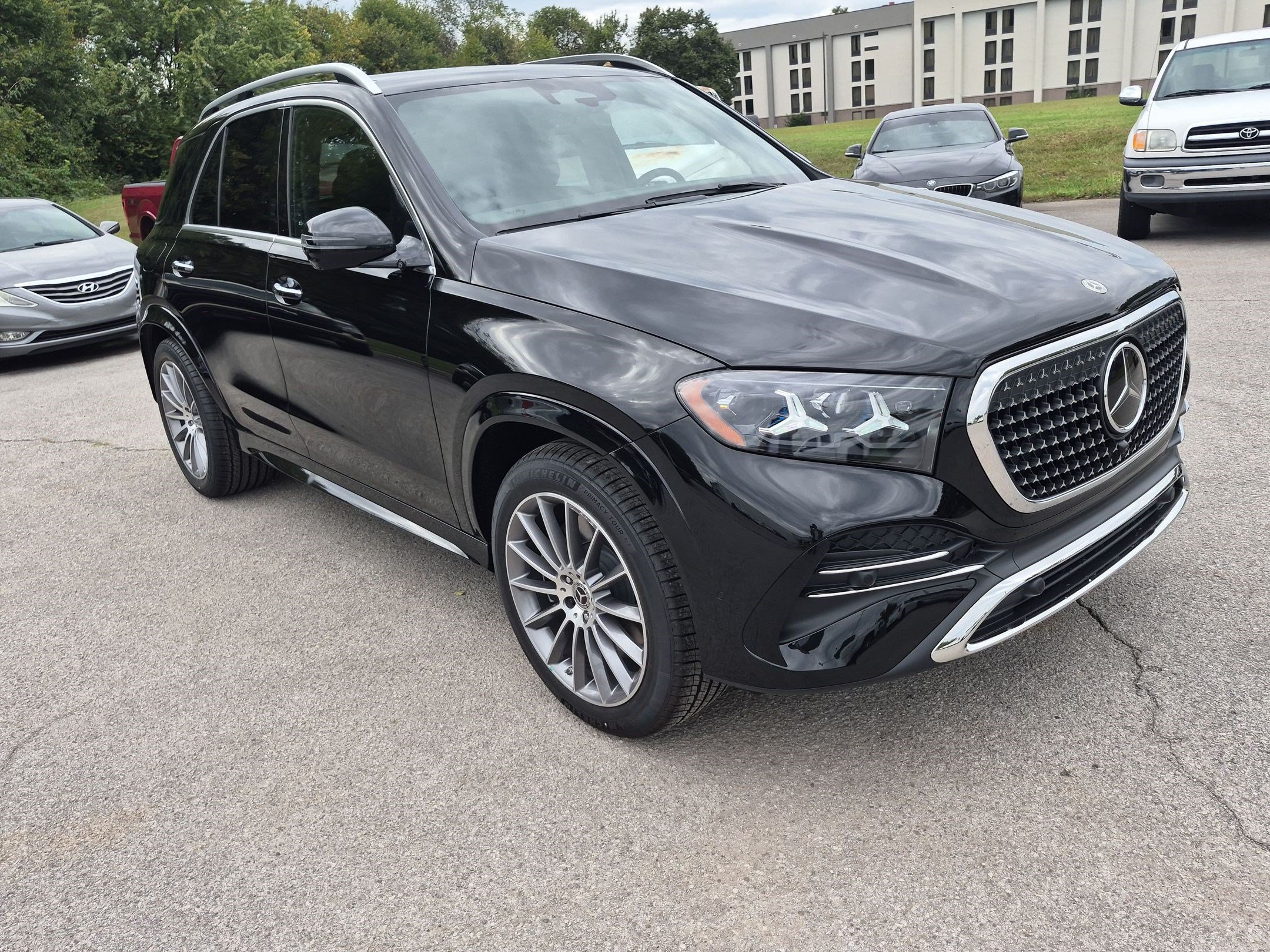 New 2027 Obsidian Black Metallic Mercedes-Benz GLE 450 image 44