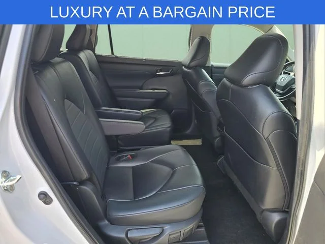 Used 2024 Beige Toyota XLE image 11