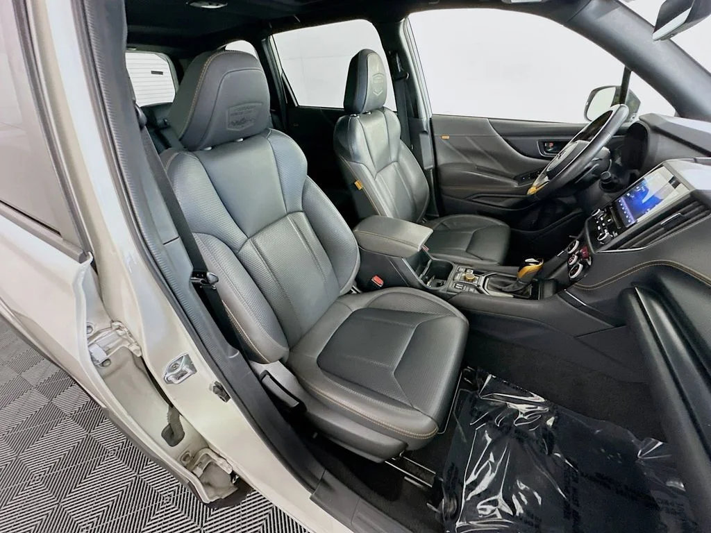 Used 2023 White Subaru Wilderness image 28