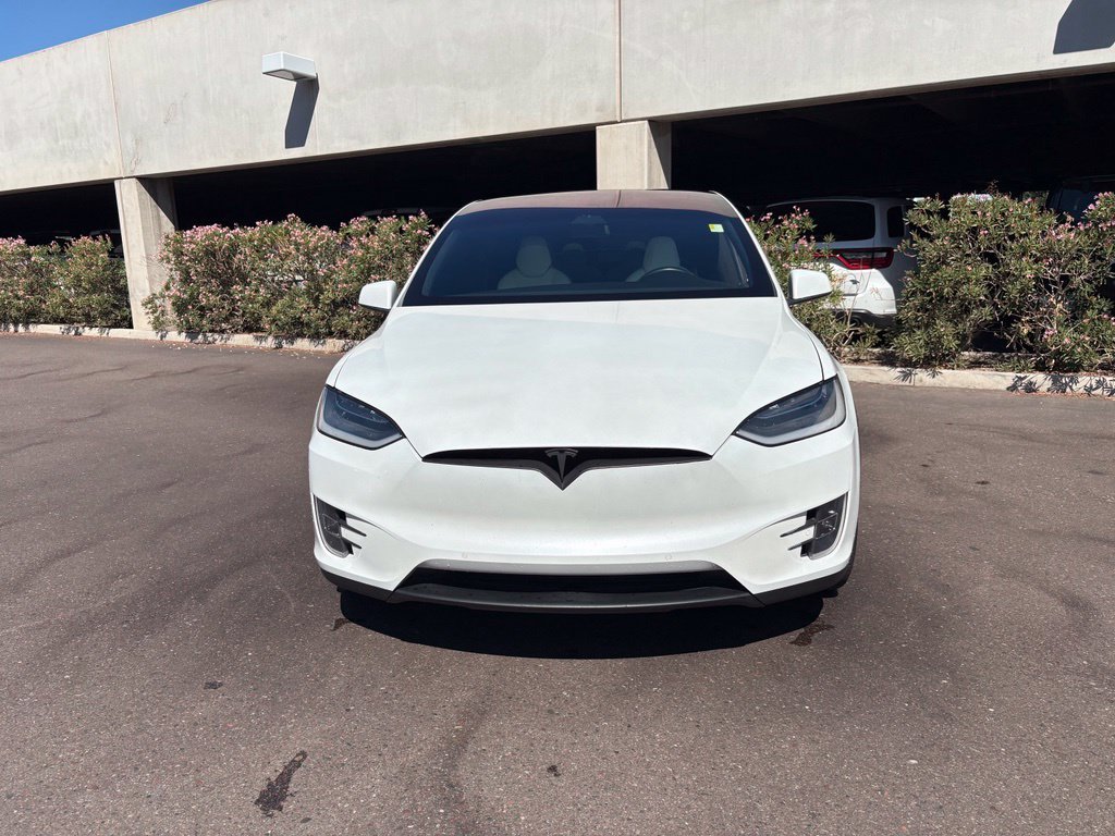 Used 2019 White Tesla Long Range image 3
