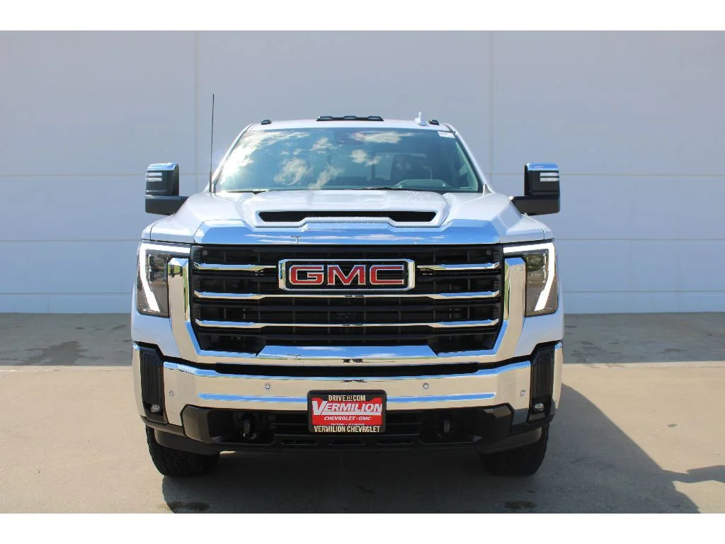 New 2026 WHITE GMC SLT image 14