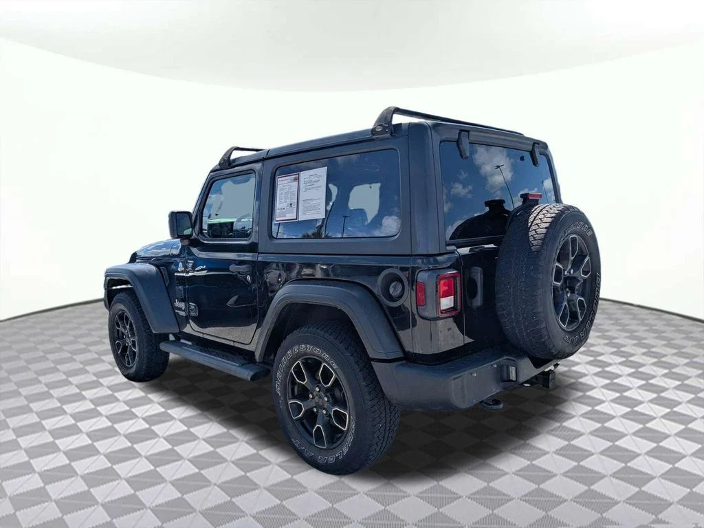 Used 2021 Black Jeep Sport S image 5