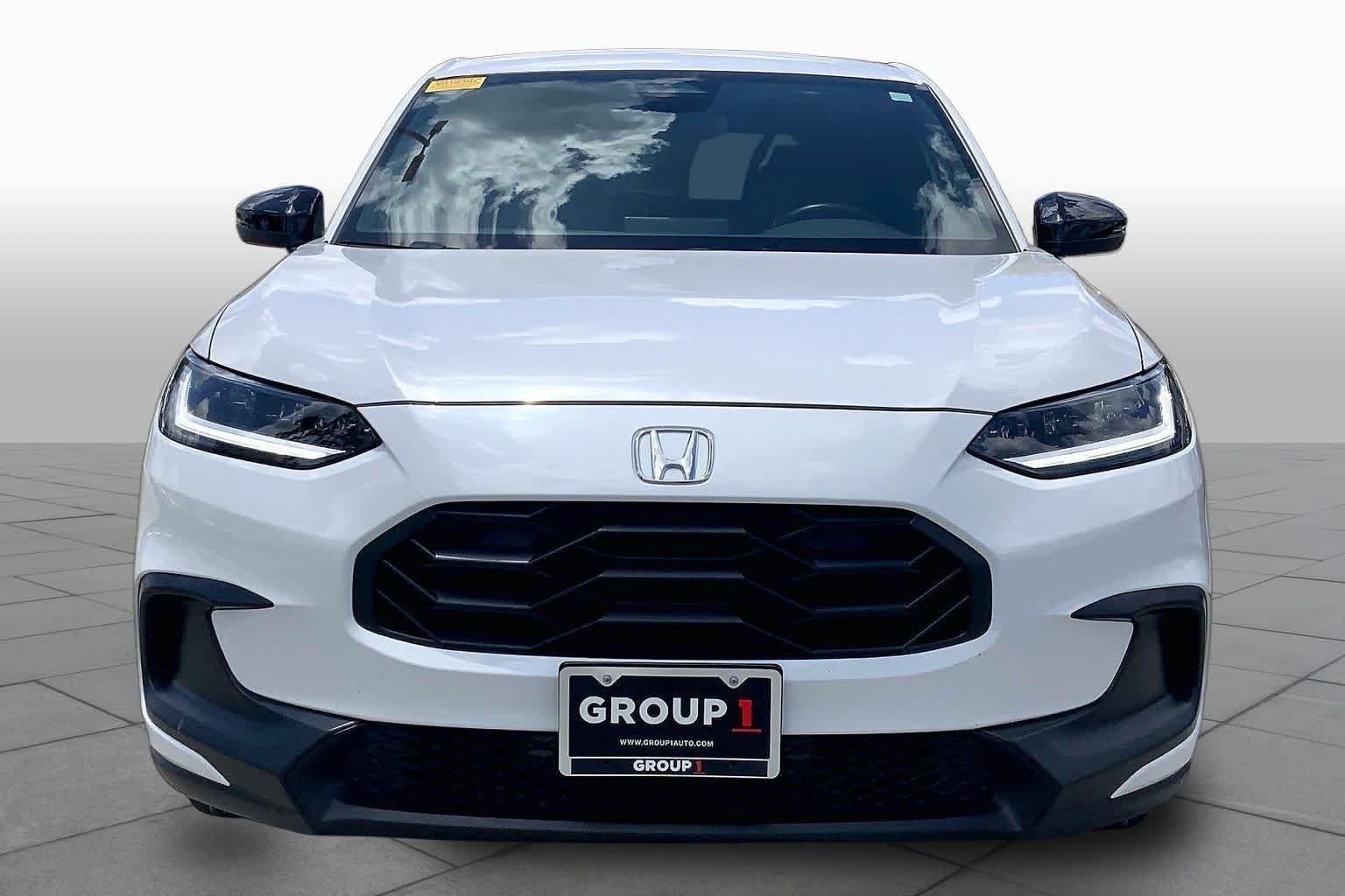 Used 2025 Platinum White Pearl Honda Sport image 4