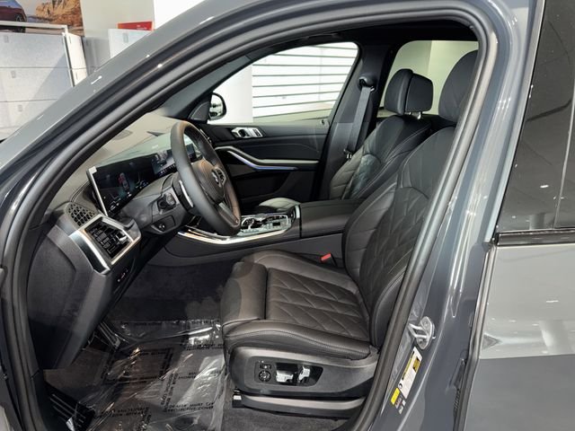 New 2026 Dravit Grey Metallic BMW xDrive50e image 14