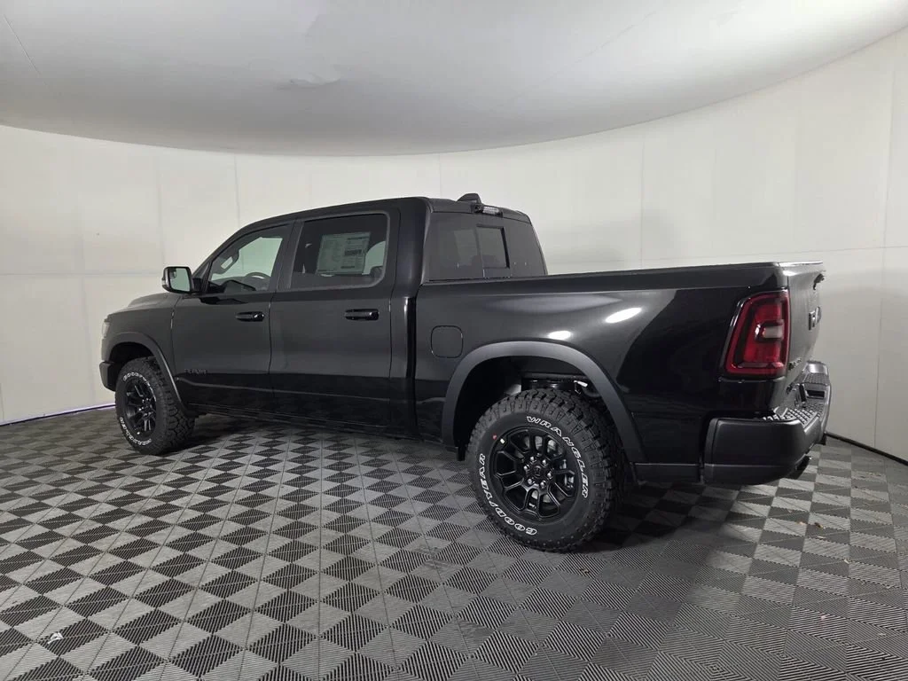 New 2026 Diamond Black Crystal Pearl-Coat Exterior Paint RAM Rebel image 7