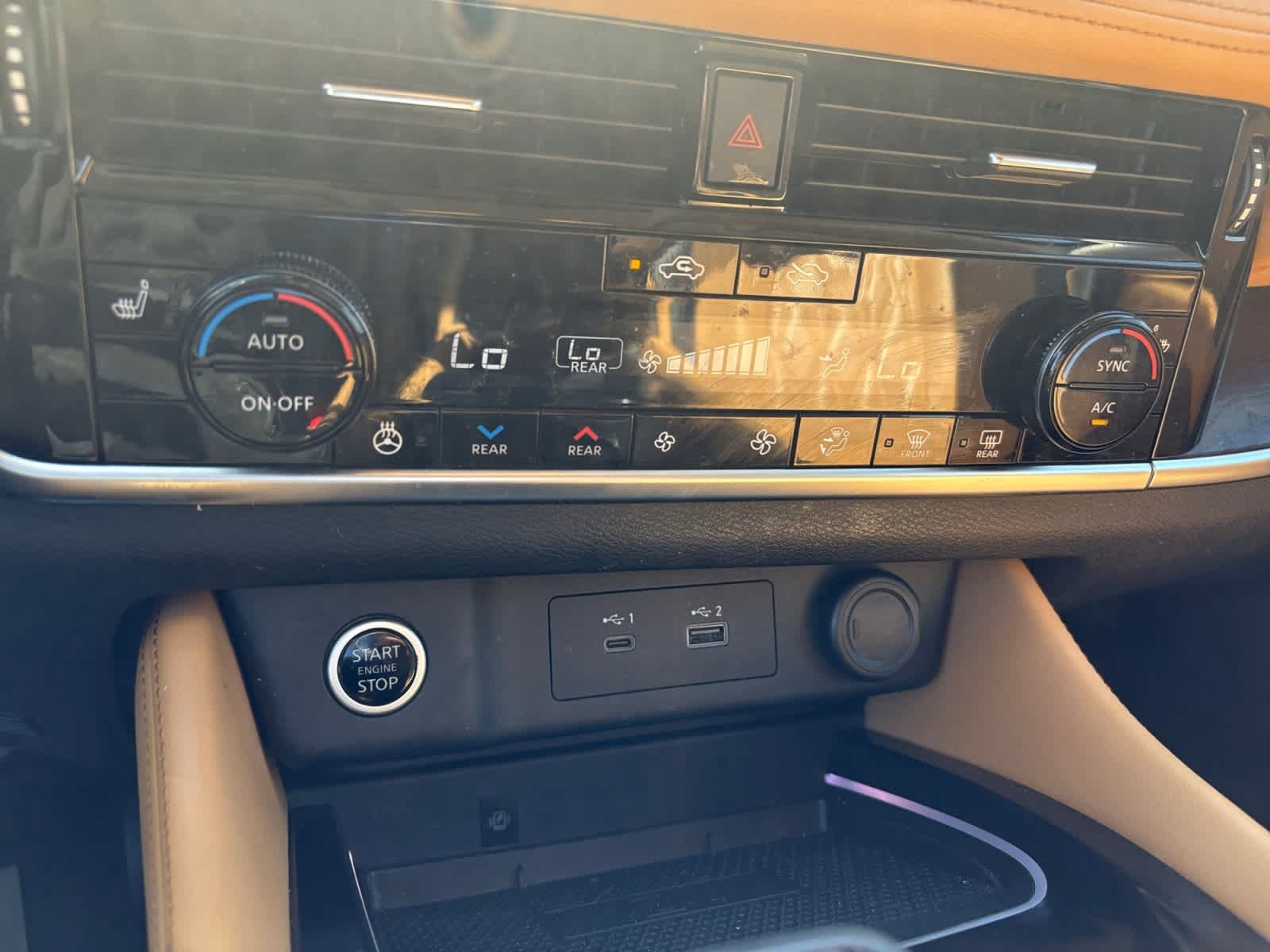 Used 2021 Pearl White Tricoat/Super Black Nissan Platinum image 31