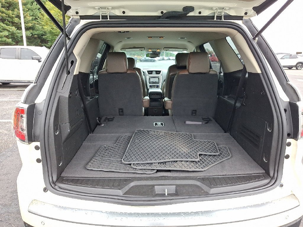 Used 2014 White Diamond Tricoat GMC SLT image 29