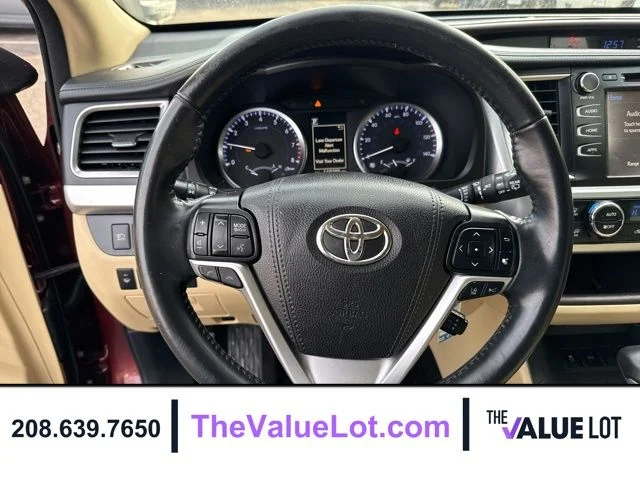 Used 2017 Red Toyota LE Plus image 24