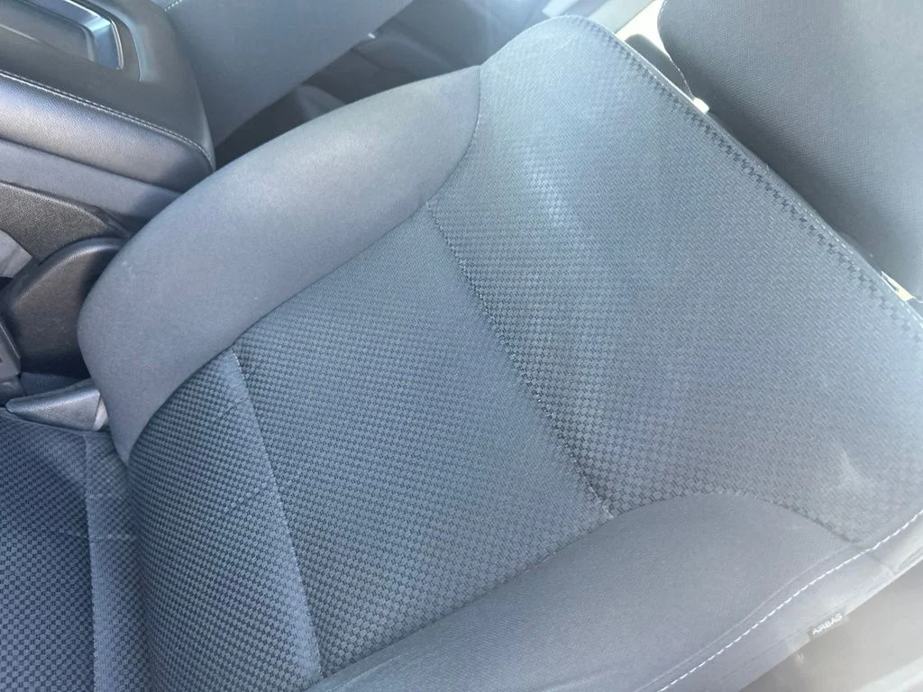 Used 2019 White Chevrolet LT image 4