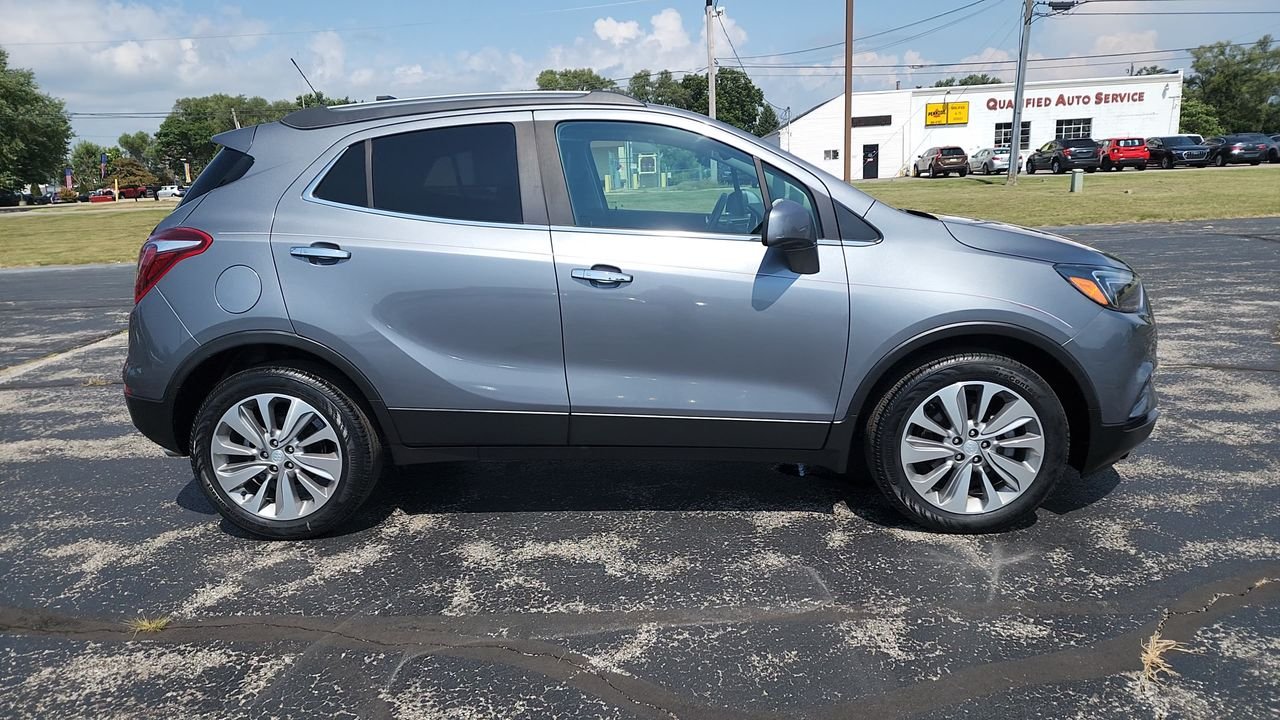 Used 2020 Gray Buick Preferred image 9