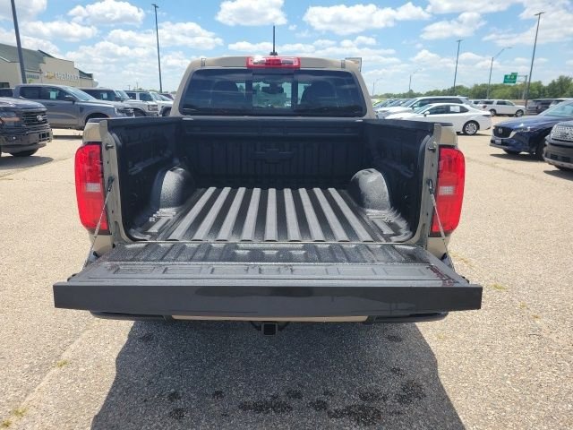 Used 2022 Sand Dune Metallic Chevrolet Z71 image 27