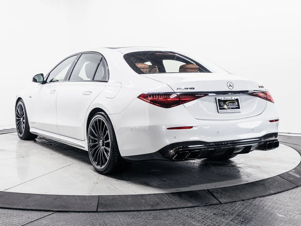 Used 2025 MANUFAKTUR Moonlight White Metallic Mercedes-Benz S 63 E AMG® image 30