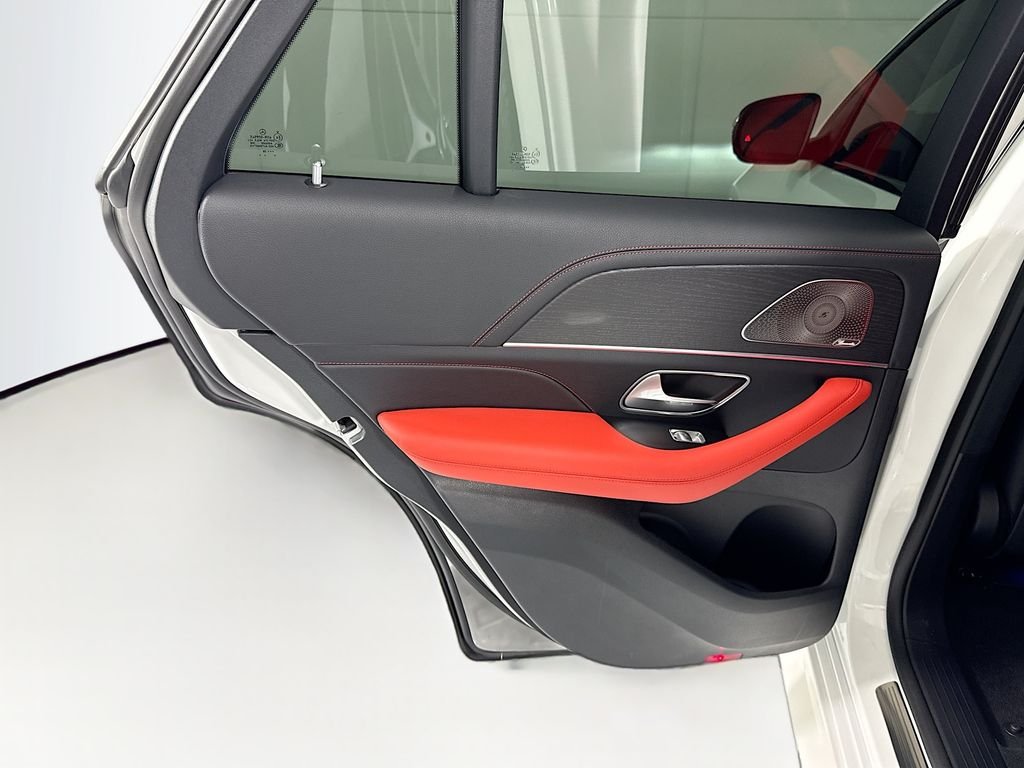 New 2026 Polar White Mercedes-Benz GLE 53 AMG® image 27