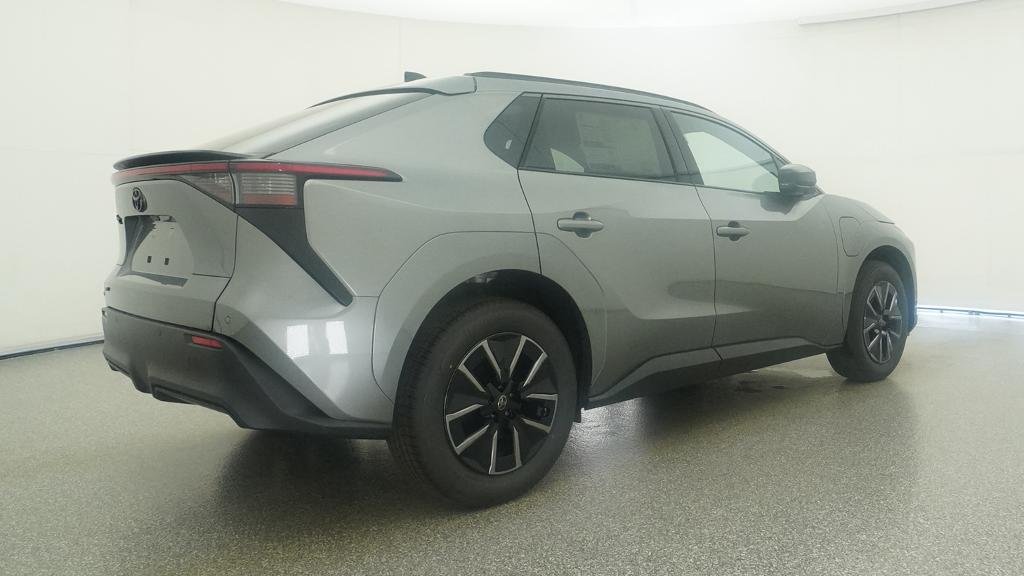 New 2026 Heavy Metal Toyota XLE image 17