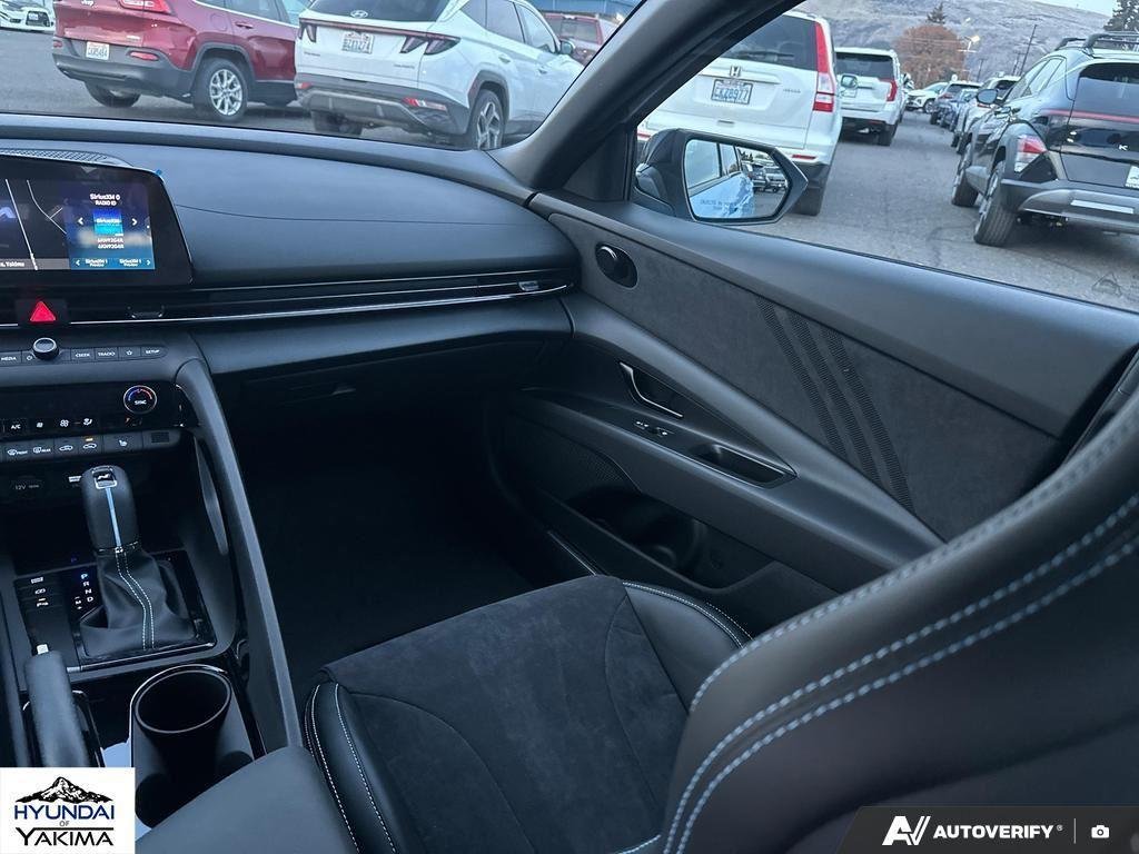 2026 Hyundai Elantra N - Photo 25