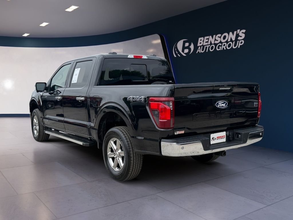 Used 2024 Black Ford XLT image 3