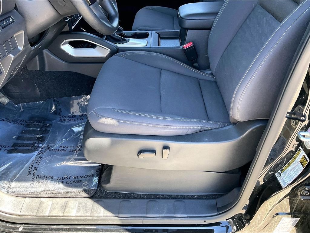 Used 2023 Black Nissan SV image 33