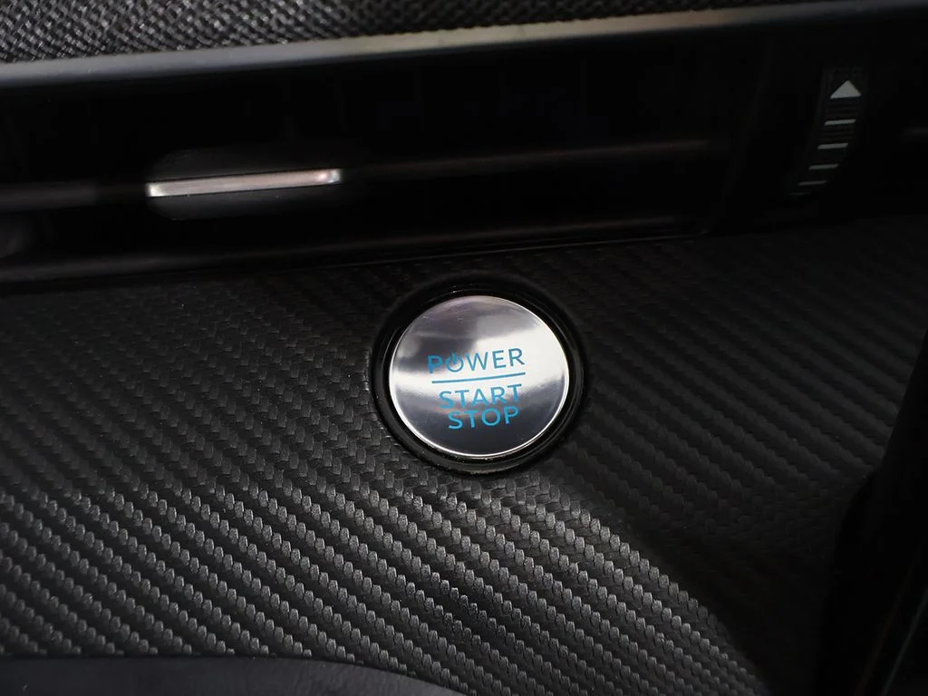 Used 2025 Green Metallic Ford Premium image 43