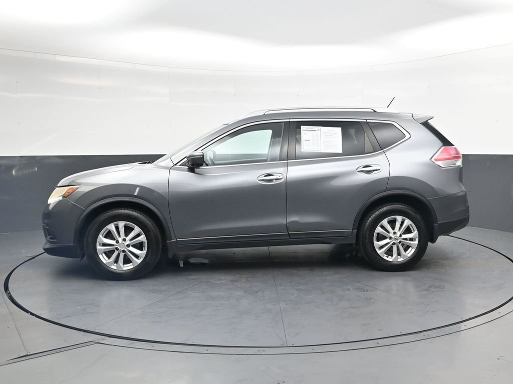 Used 2015 Gray Nissan SV image 11