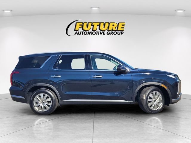 Used 2024 White Hyundai SEL image 3
