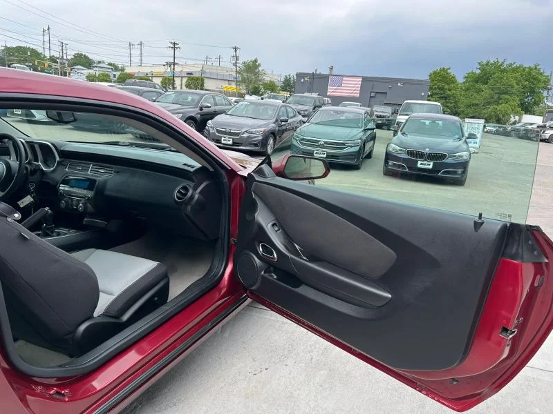 Used 2010 Red Chevrolet LT Coupe 2D image 18