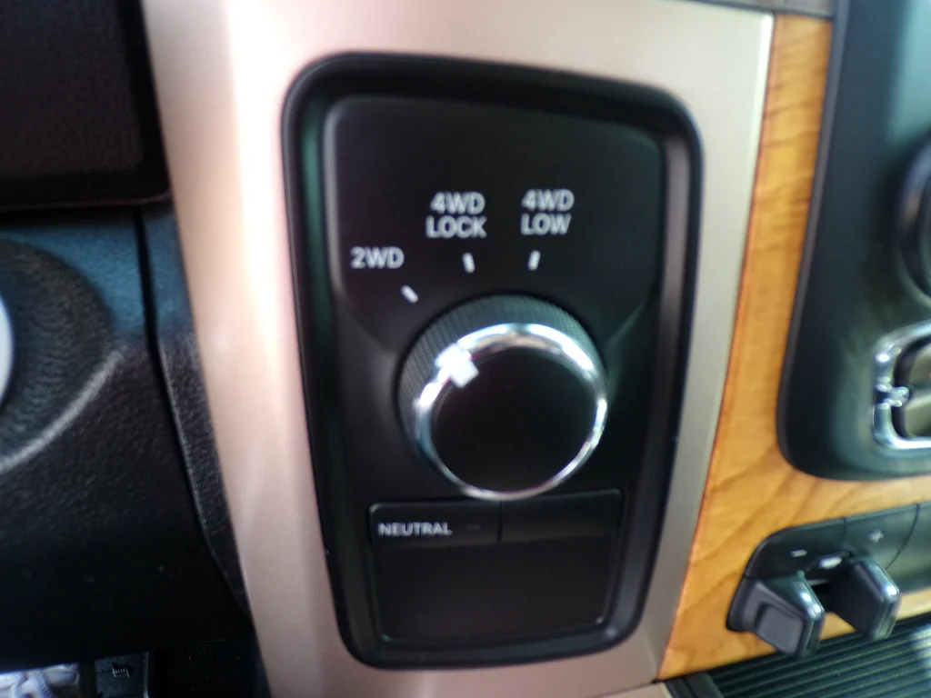 Used 2013 Black Gold Pearlcoat Ram Laramie Longhorn image 25