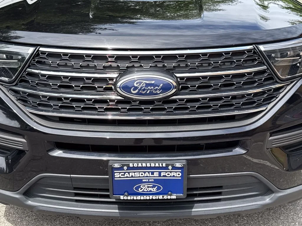 Used 2023 Agate Black Metallic Ford XLT image 36