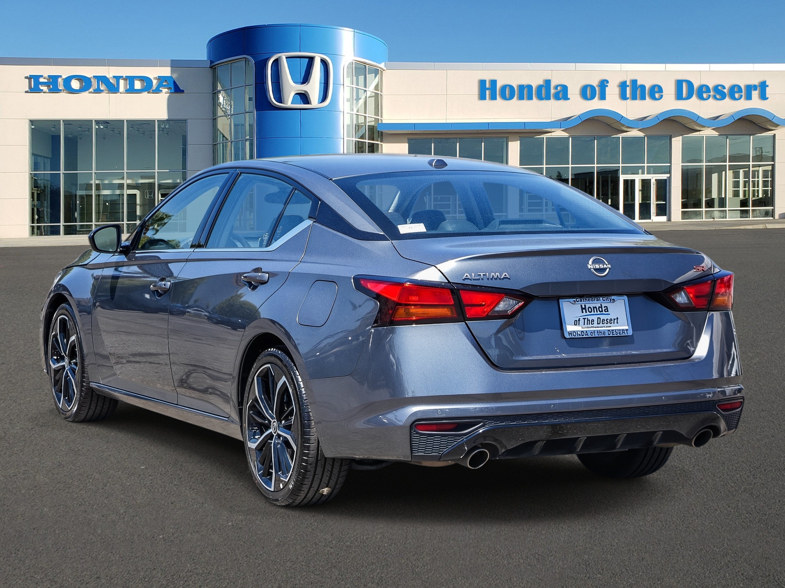 Used 2024 Gun Metallic Nissan 2.5 SR image 6