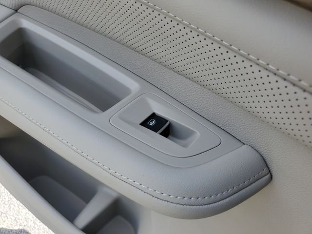 New 2026 White Volkswagen SE image 14