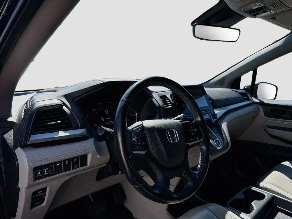 Used 2020 Black Honda EX-L image 9