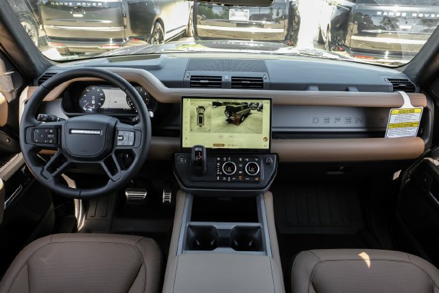 New 2026 Santorini Black Metallic Land Rover X image 22